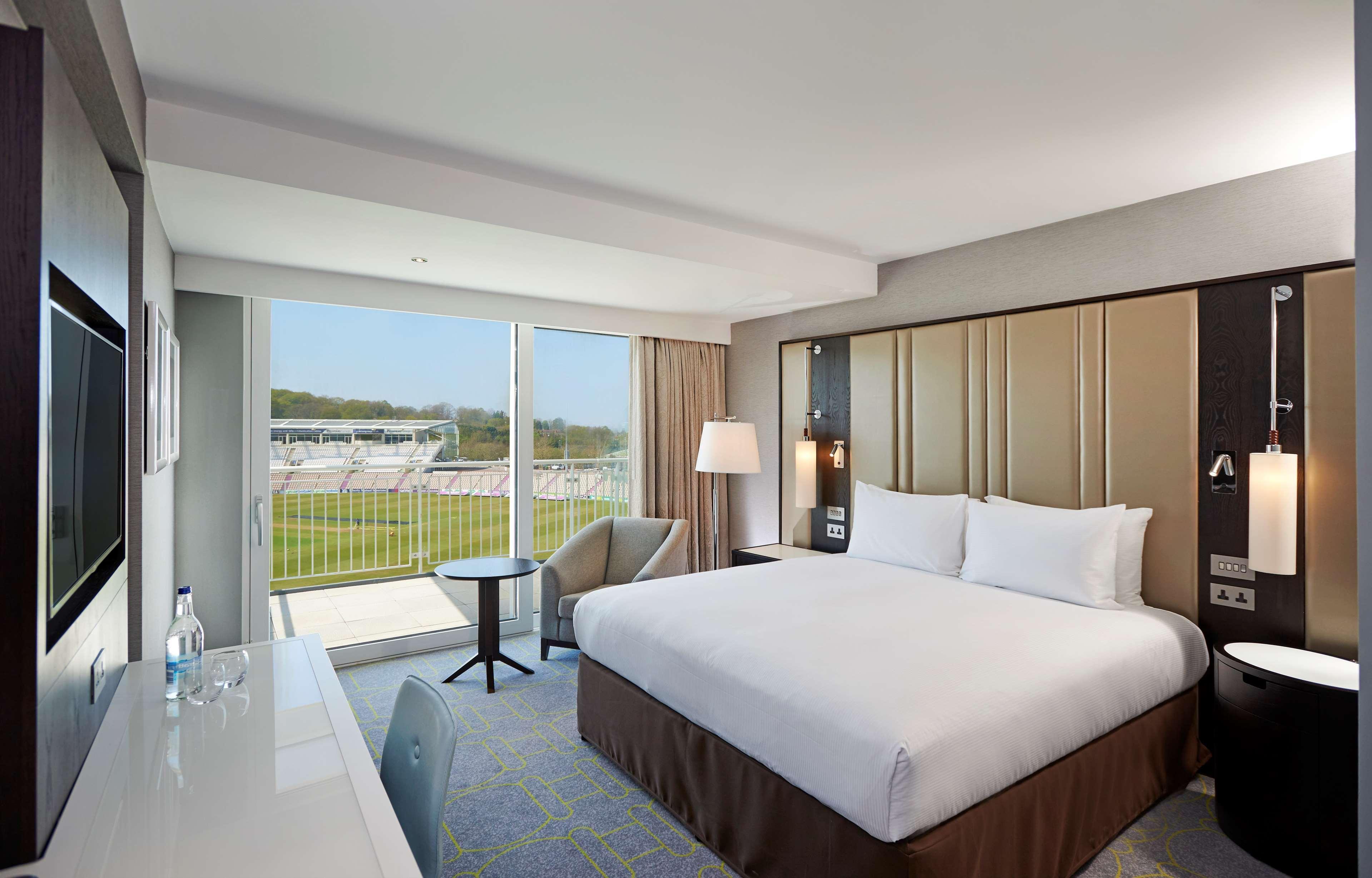 Hilton Southampton - Utilita Bowl Hotell Exteriör bild